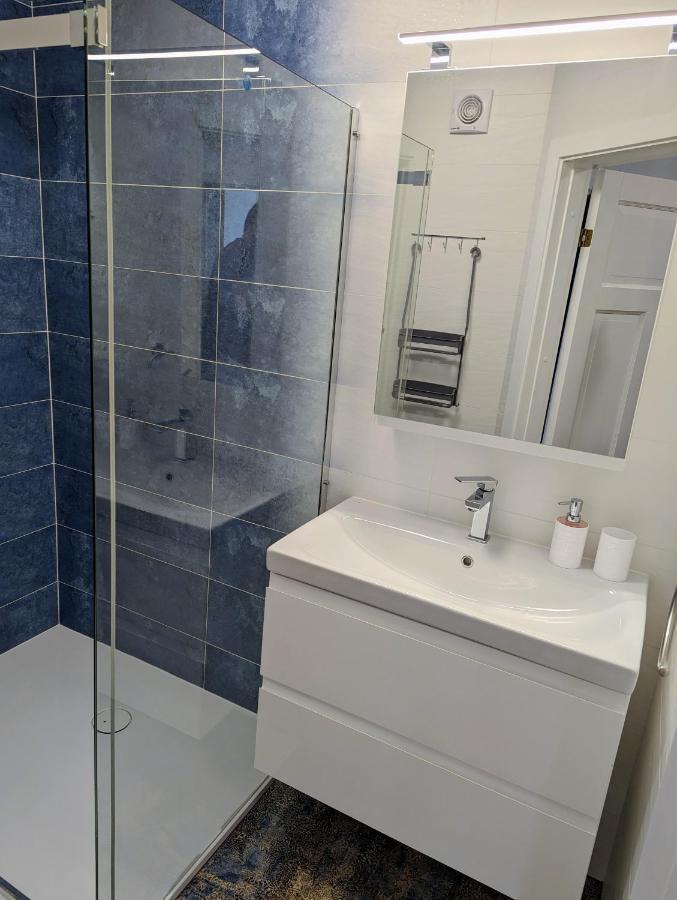 Lovely 2-Bedroom Flat In The Heart Of 드루스키닝카이 외부 사진